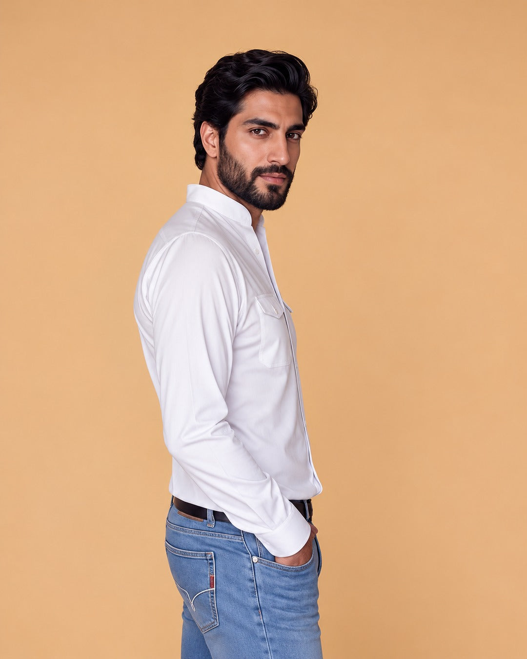 Open – Chemise blanche col ouvert Modern Fit – vue de profil