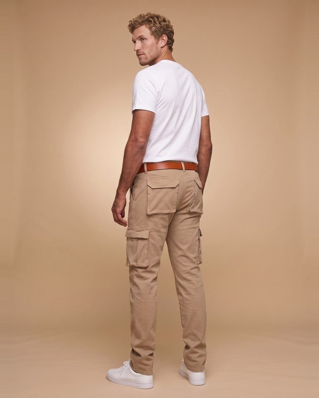 Florent – Pantalon cargo beige grande longueur – vue de dos