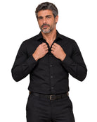 Italian – Chemise noire col italien Modern Fit – sur fond blanc