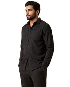 Milan – Chemise anthracite en maille côtelée Modern Fit – sur fond blanc