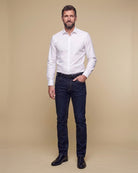 Peter – Vaqueros de tela cruda Modern Fit de largo extra – vista frontal