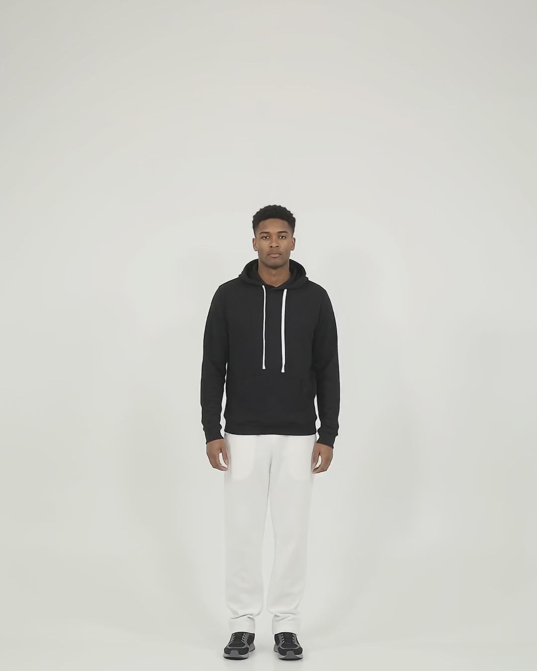 Matteo – Jogging beige en maille côtelée grande longueur – vidéo portée